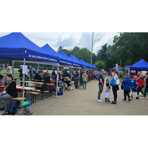 Sportzelt für Sportvereine: Wetterfest, gebrandet &amp; einsatzbereit in 2 Minuten - Sportzelt für Vereine: Wetterfest, gebrandet &amp; sofort einsatzbereit